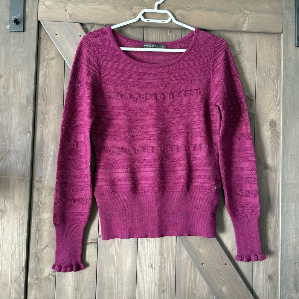 🇨🇦 ⚜️ Mariloup Wolfe Vibrant Fuchsia Crew Neck Sweater